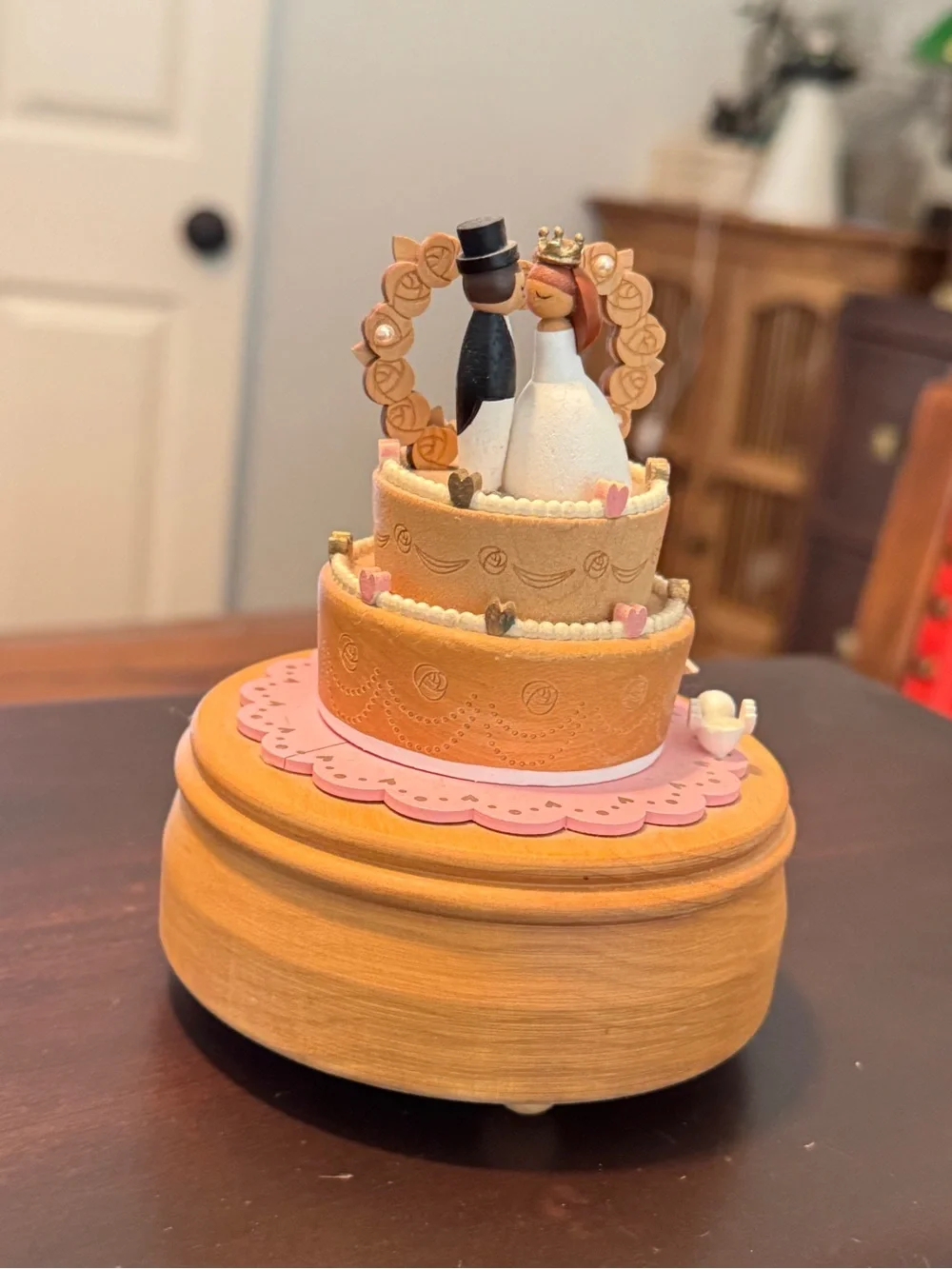 Papyrus Wedding Cake Bride Groom Wooden Music Box Wonderful Life